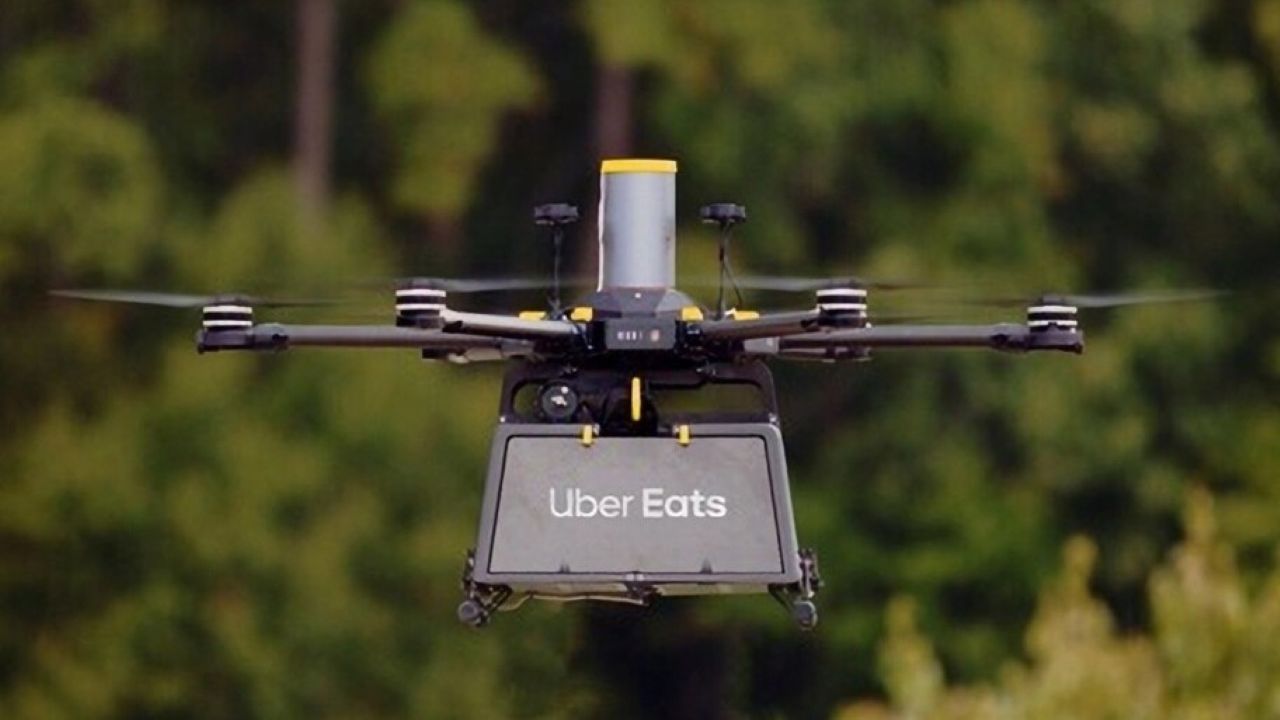Uber Eats entregas com drones nos EUA começam ainda em 2025